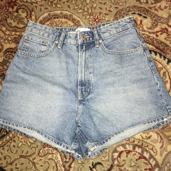 Zara Pants - Light blue high-waisted zara shorts